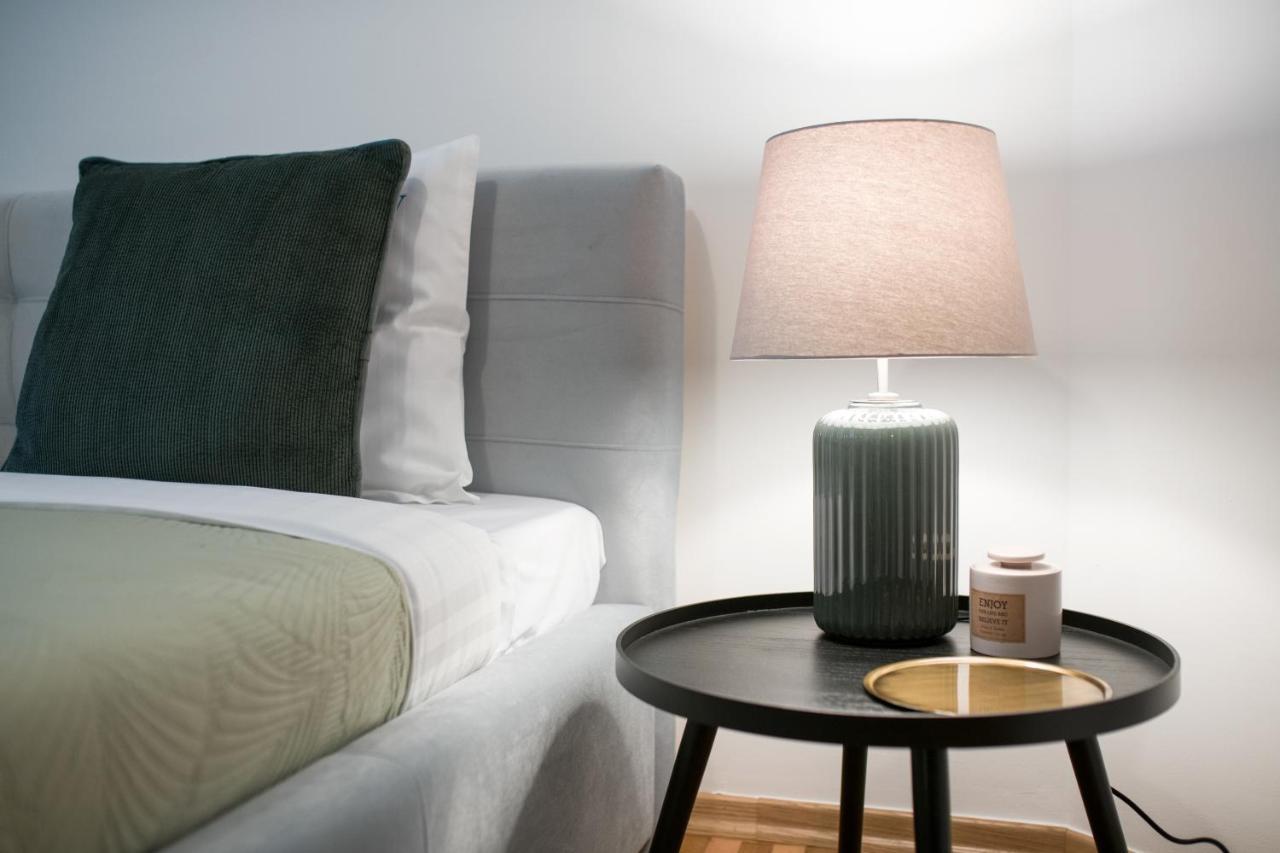 Wawelove Pilsudskiego - 3 Bedroom Apt. With Balcony And Free Parking! Краков Экстерьер фото