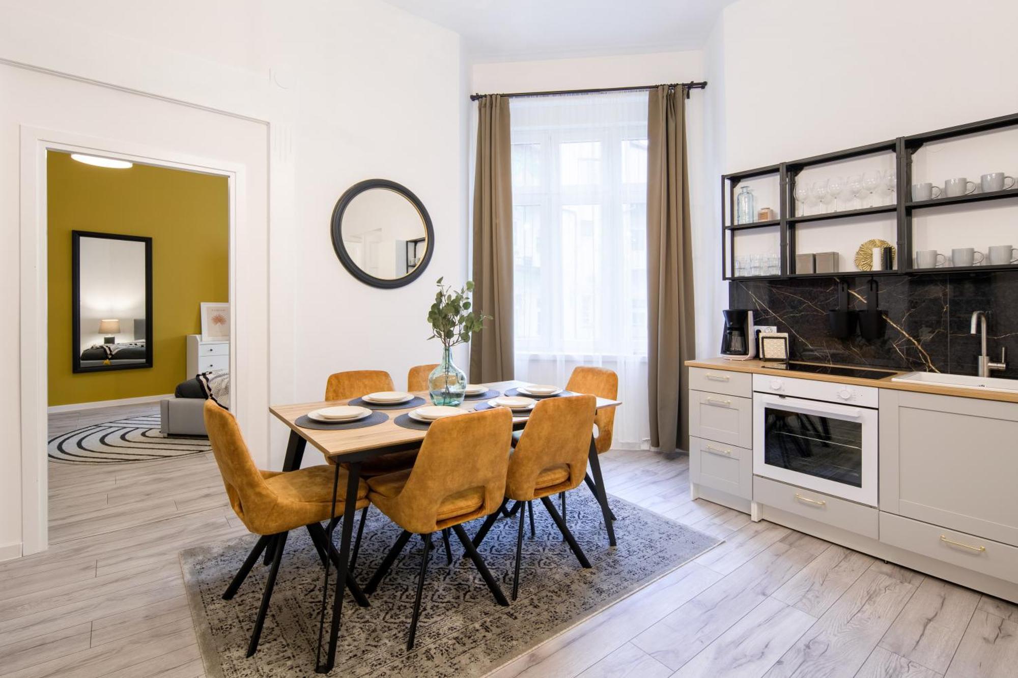 Wawelove Pilsudskiego - 3 Bedroom Apt. With Balcony And Free Parking! Краков Экстерьер фото