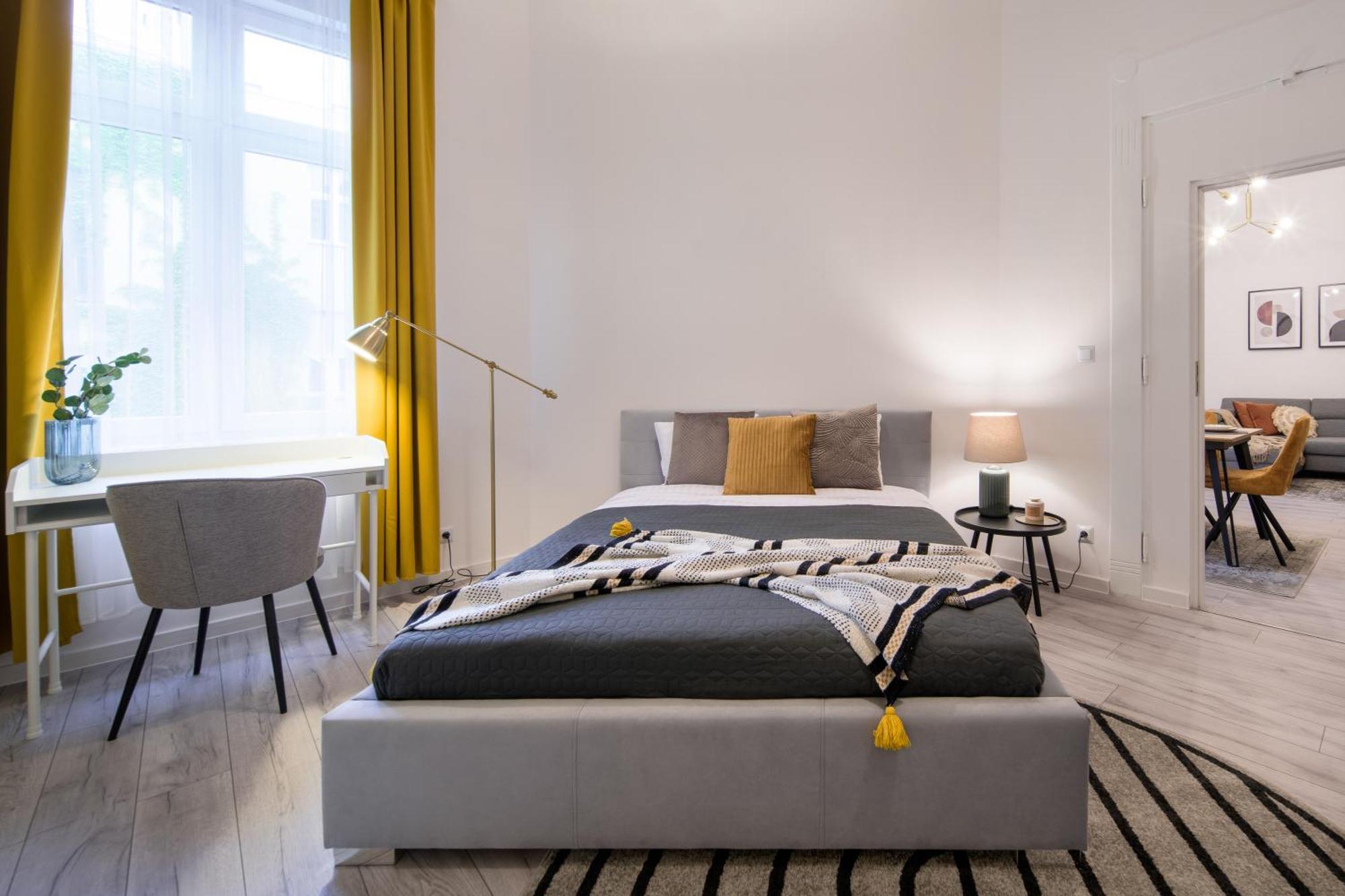 Wawelove Pilsudskiego - 3 Bedroom Apt. With Balcony And Free Parking! Краков Экстерьер фото